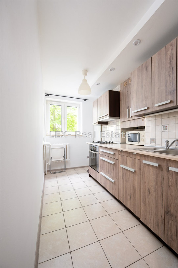 Apartment in Pruszków, Osiedle Staszica cz. B, Wyględówek - Więcej