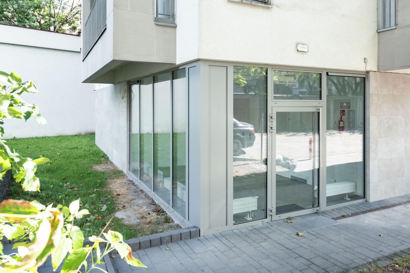 Commercial property, 120 m²