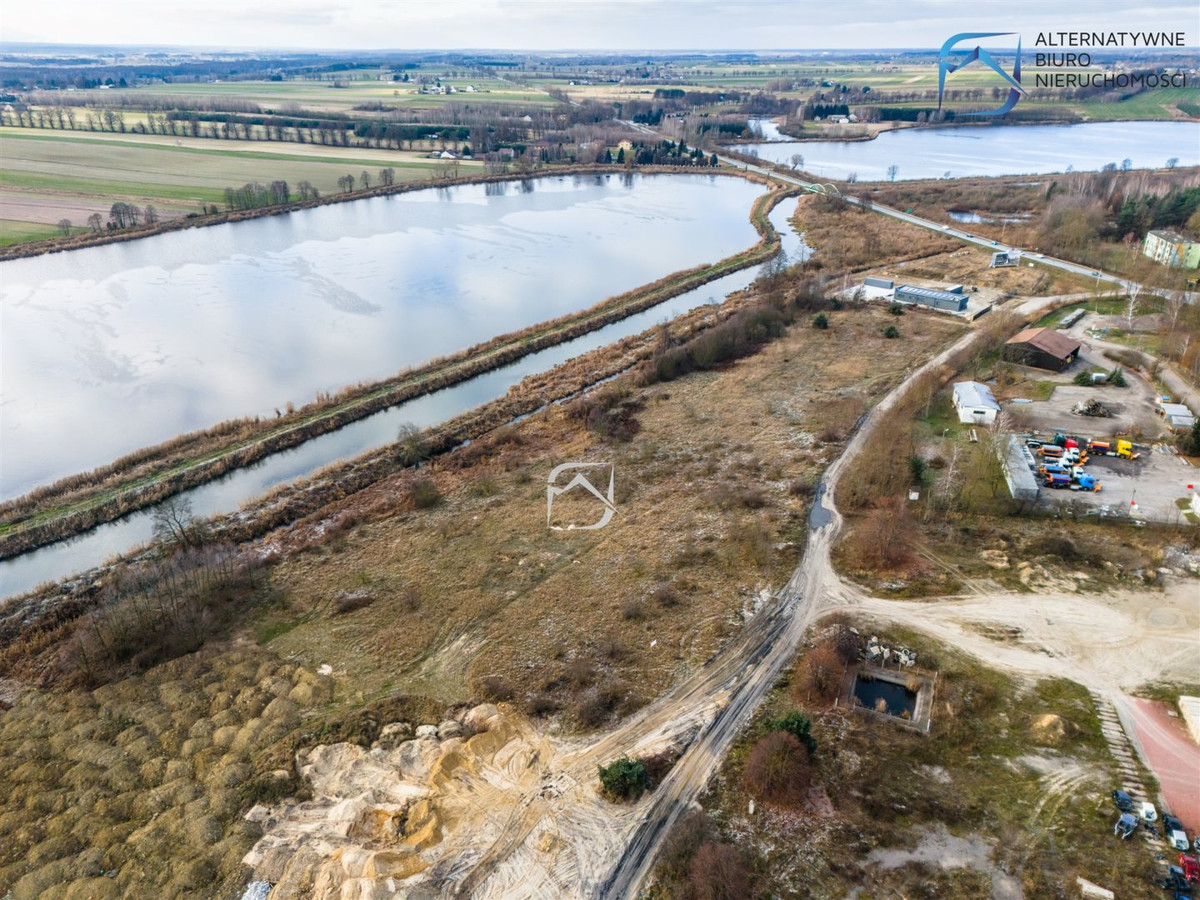 Działka 4043 m² - produkcja, składy i magazyny - Więcej