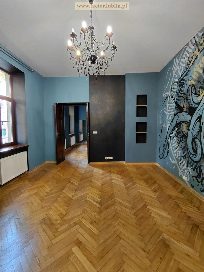 Lokal użytkowy 100 m² ul. Krakowskie Przedmieście - Widok 2