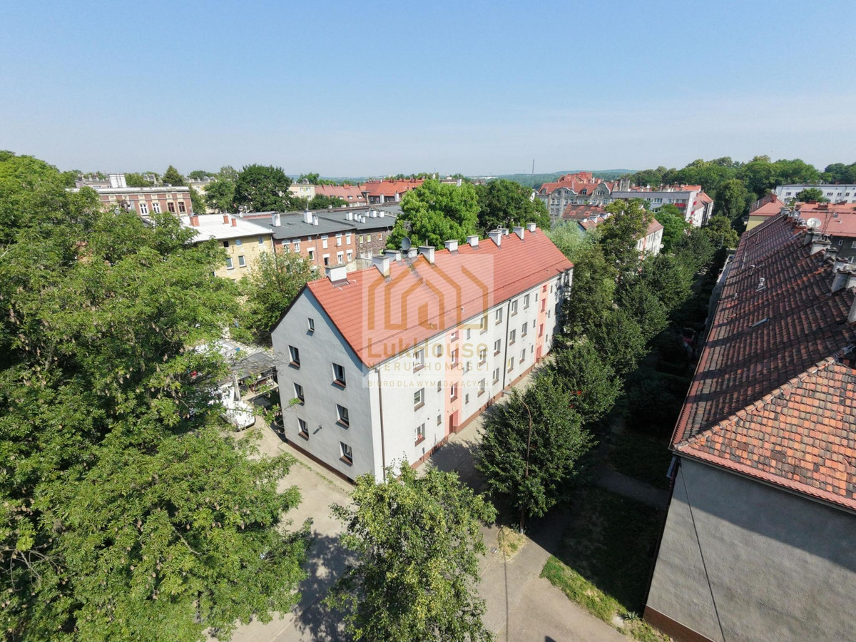 KLIMATYCZNE MIESZKANIE Z KOMINKIEM I OGRZEWANIEM PODŁOGOWYM - Więcej