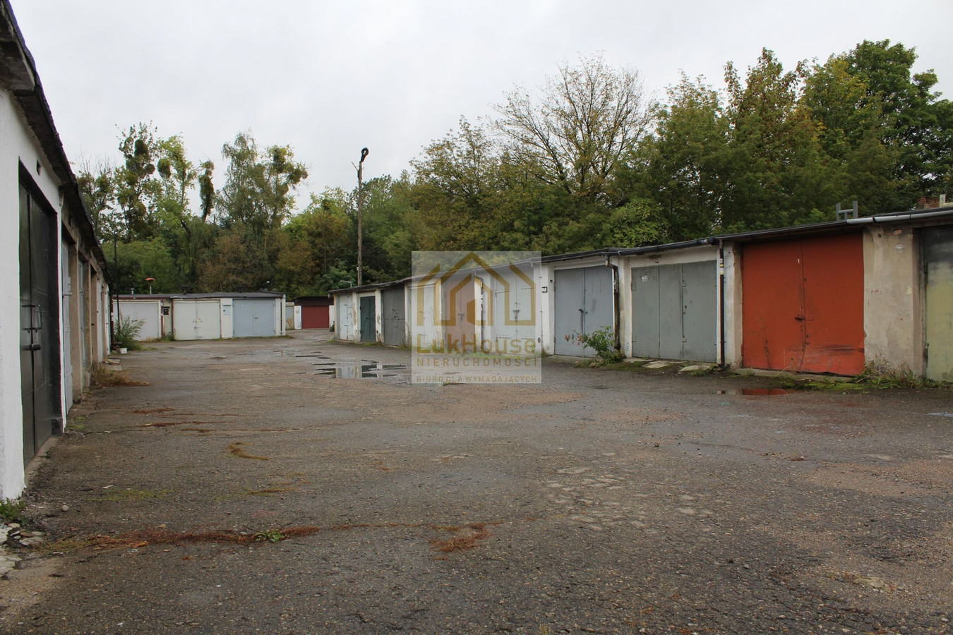 SPRZEDANE! IDEALNA PRZESTRZEŃ DLA TWOJEGO SAMOCHODU - BYTOM - Widok 2