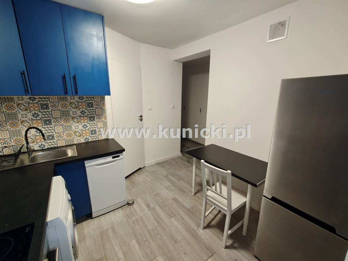 Apartment in Warszawa, Kamionek, Praga-Południe - Widok 4