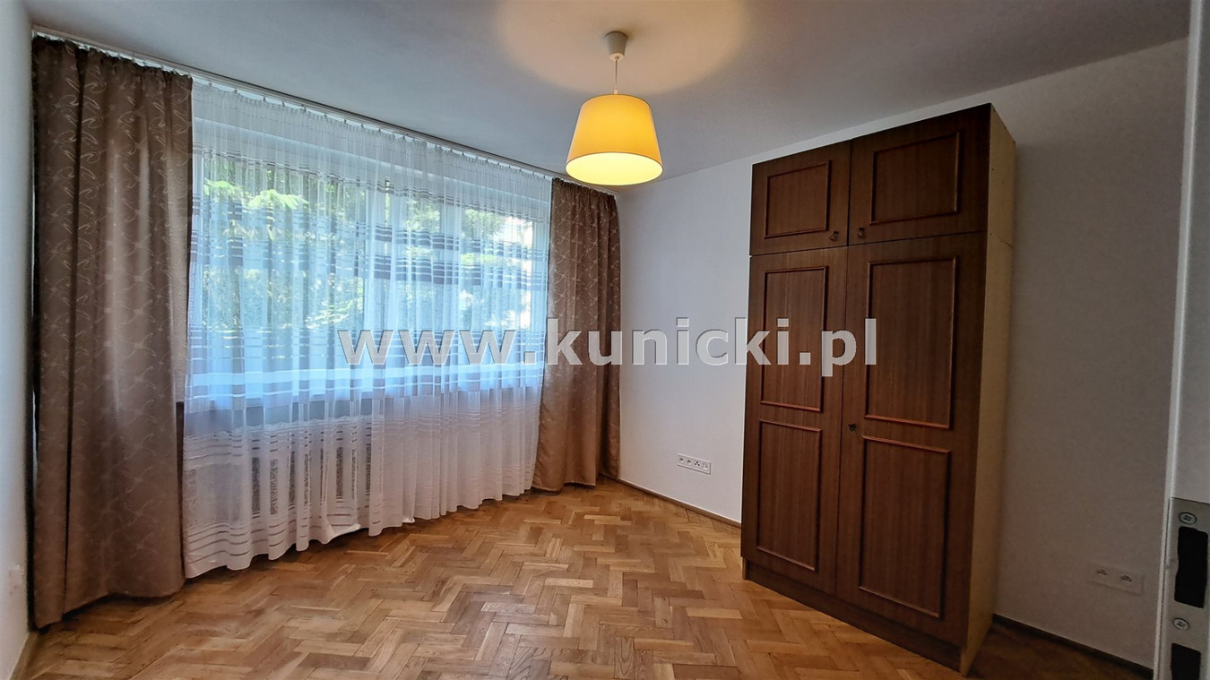 Mieszkanie – Warszawa, Solec, Śródmieście - Więcej