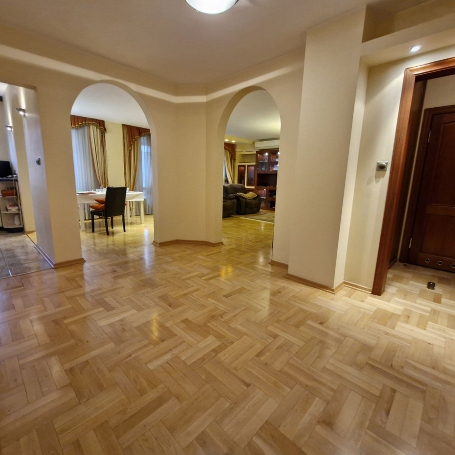 Mieszkanie – Warszawa, Śródmieście - Więcej