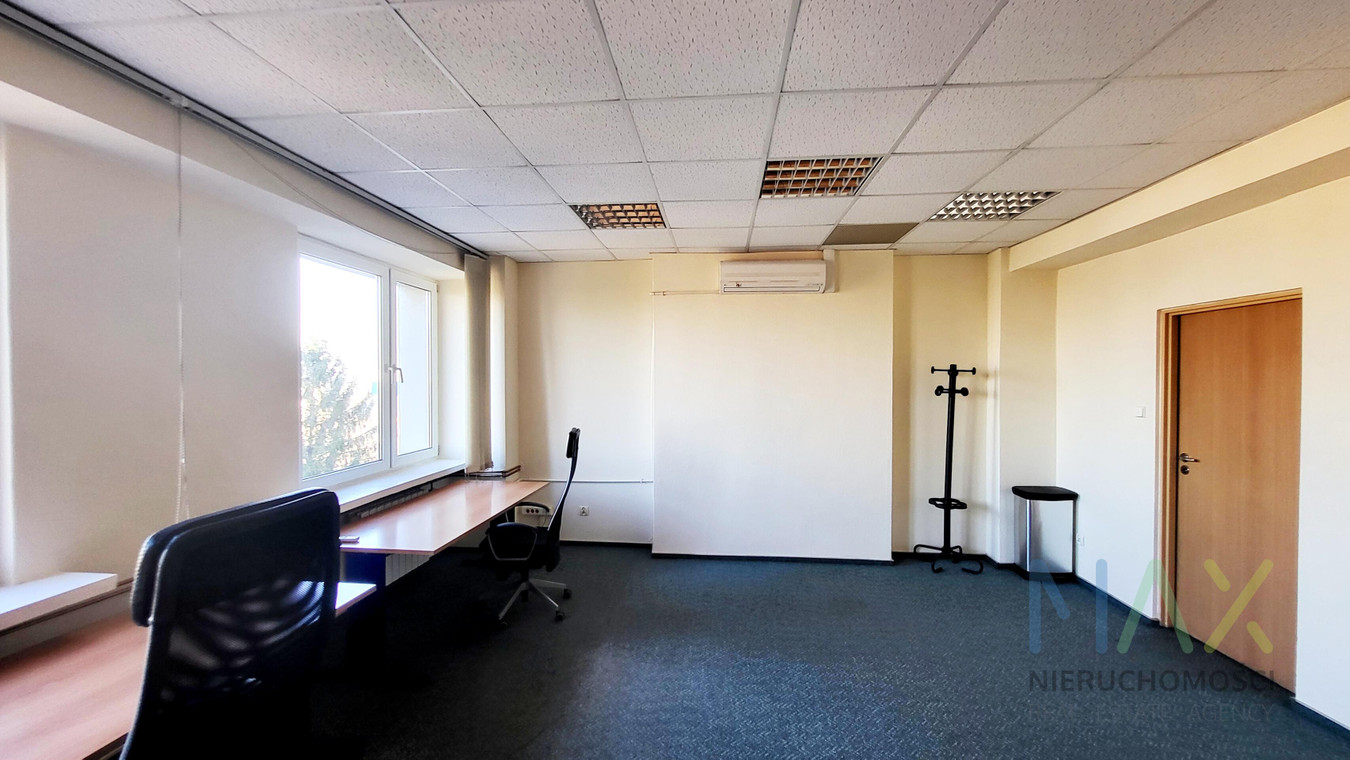lokal w wyremontowanym biurowcu - Widok 4
