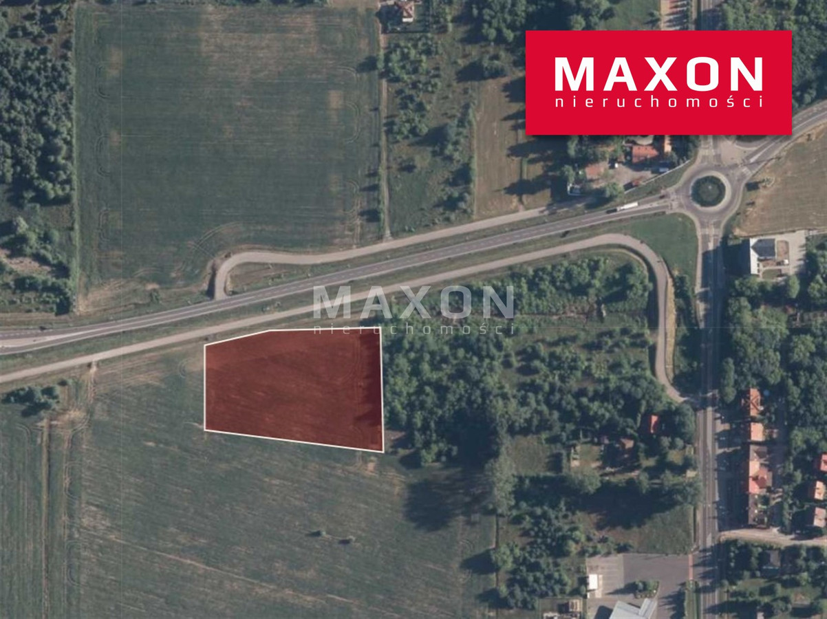 Telek, 9962 m²