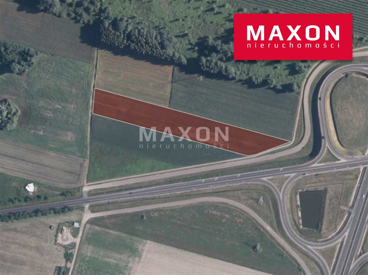 Telek, 10712 m²