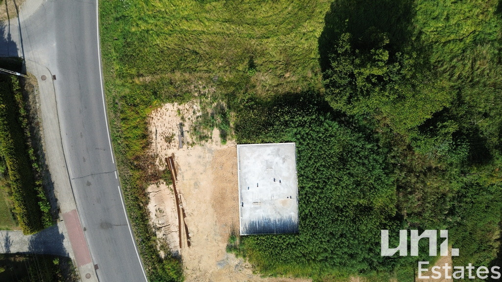 Działka z pozwoleniem | gotowy fundament 8x12m - Widok 3