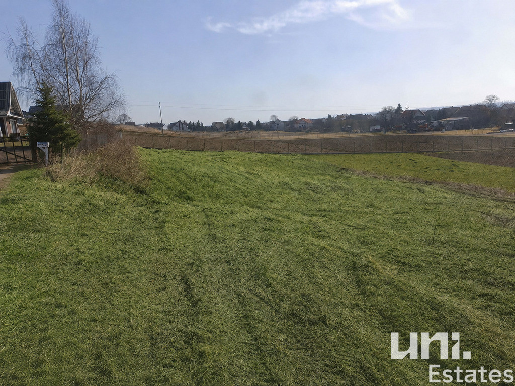 Działka budowlano-usługowa | 10 arów | Mników - Więcej