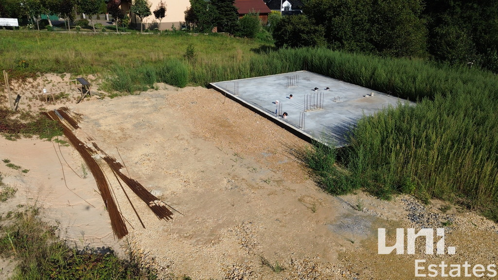 Działka z pozwoleniem | gotowy fundament 8x12m - Widok 4