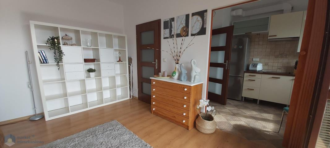 2 pokojowe umeblowane na strzeżonym osiedlu - Widok 6