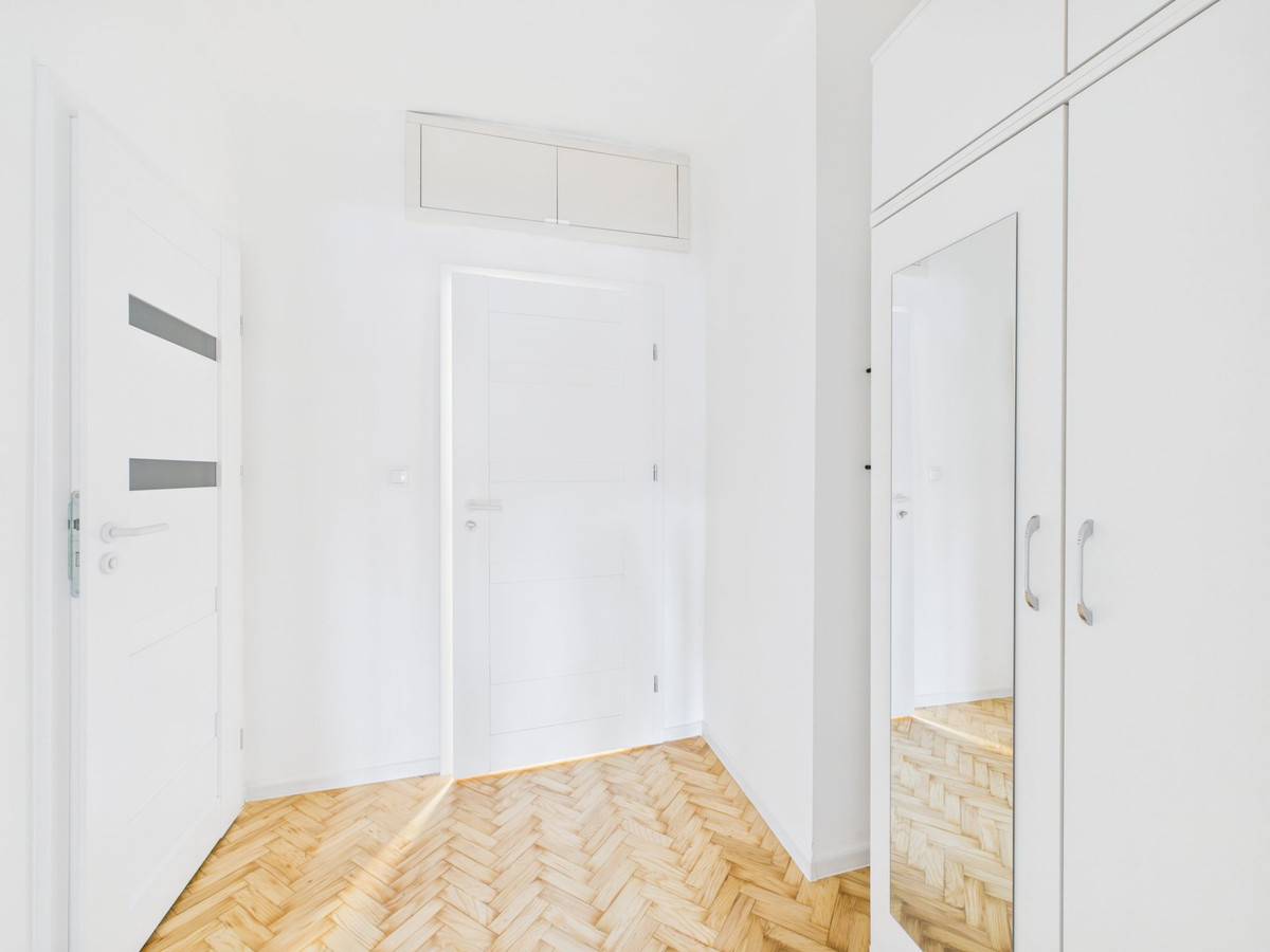 Apartment in Warszawa, Muranów Południowy, Wola - Więcej