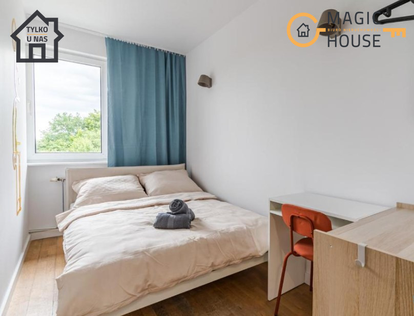 Pis de 10 habitacions, 135 m²