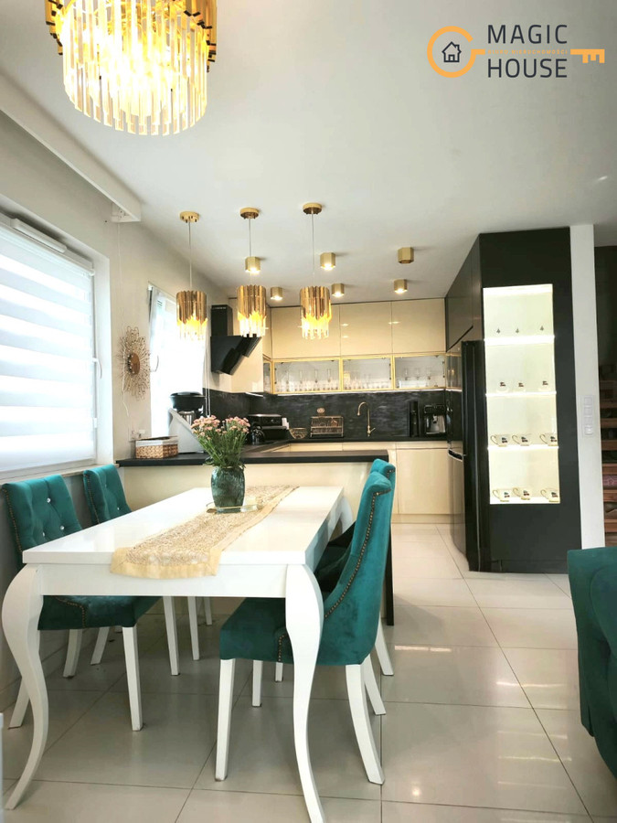 Dwupoziomowe 105 m² | 4 sypialnie | 2 balkony