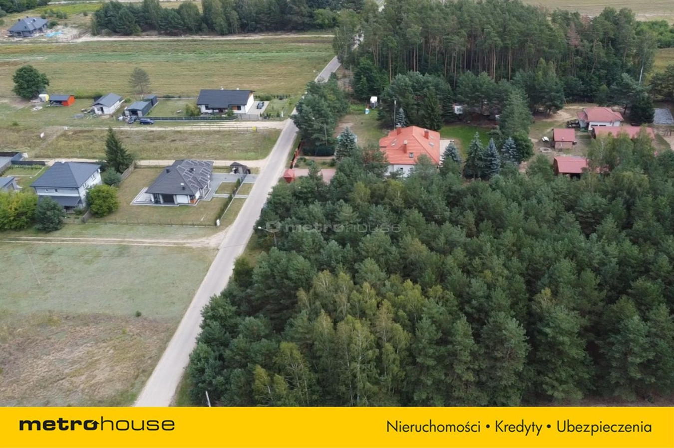 ZABŁOCIE- 800 m² działka budowlana w gminie Serock - Więcej