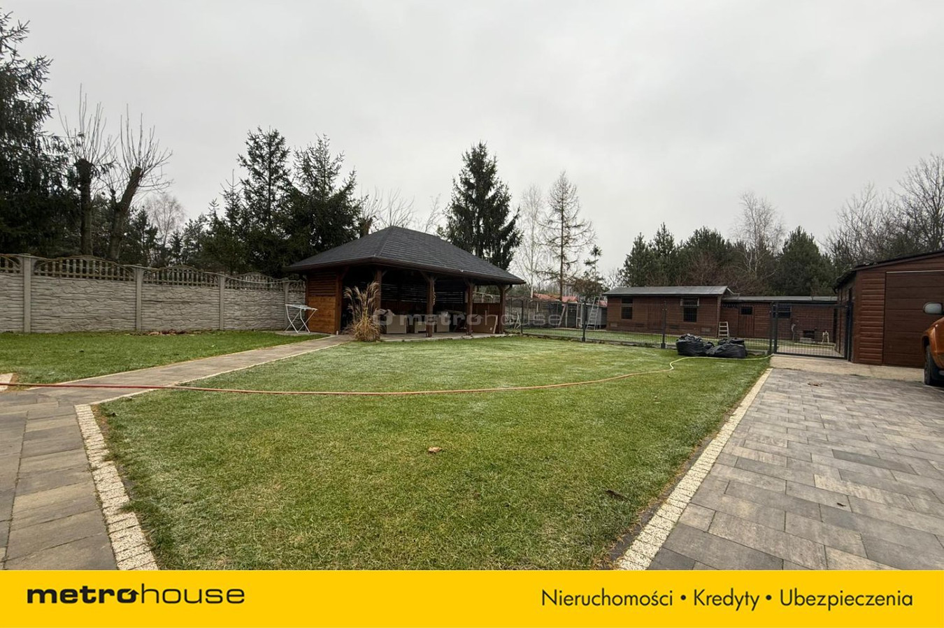 House in Czosnówka - More