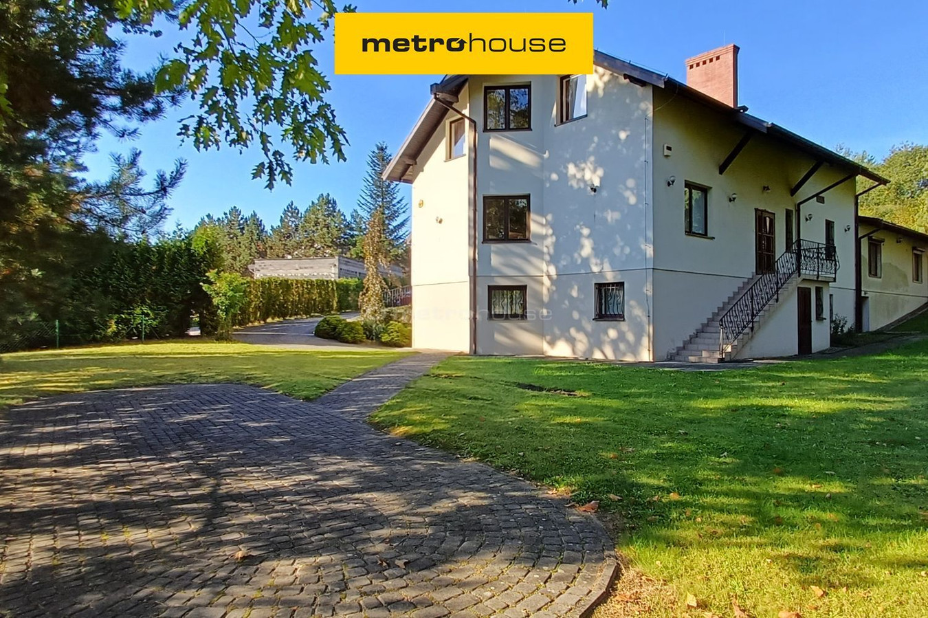 Dom weselny,3 sale,476 m2,5 pokoi,działka 2550 m2