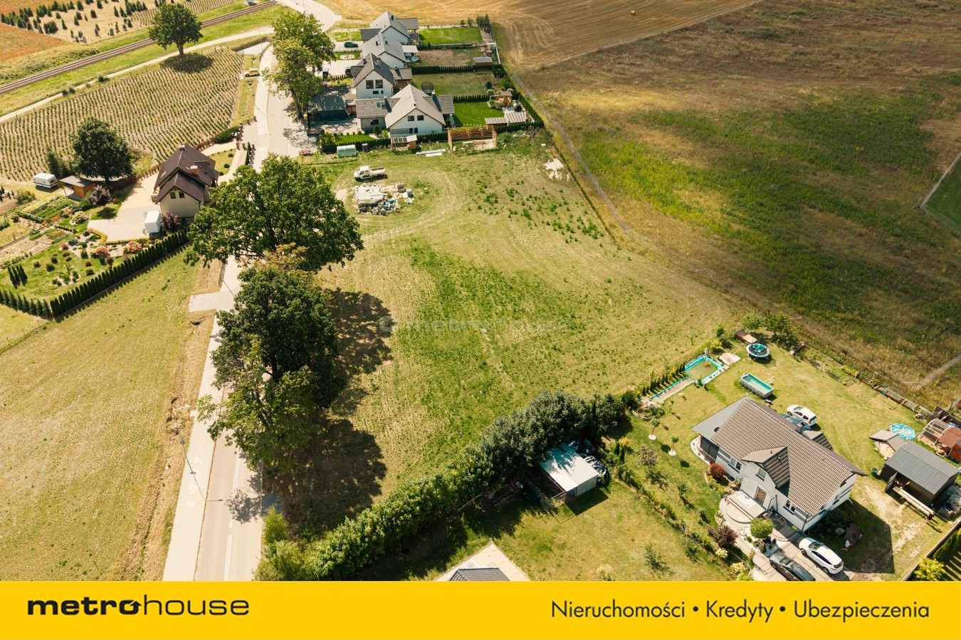 DZIAŁKA 1388 m² Z WARUNKAMI ZABUDOWY KLAWKOWO - Widok 3