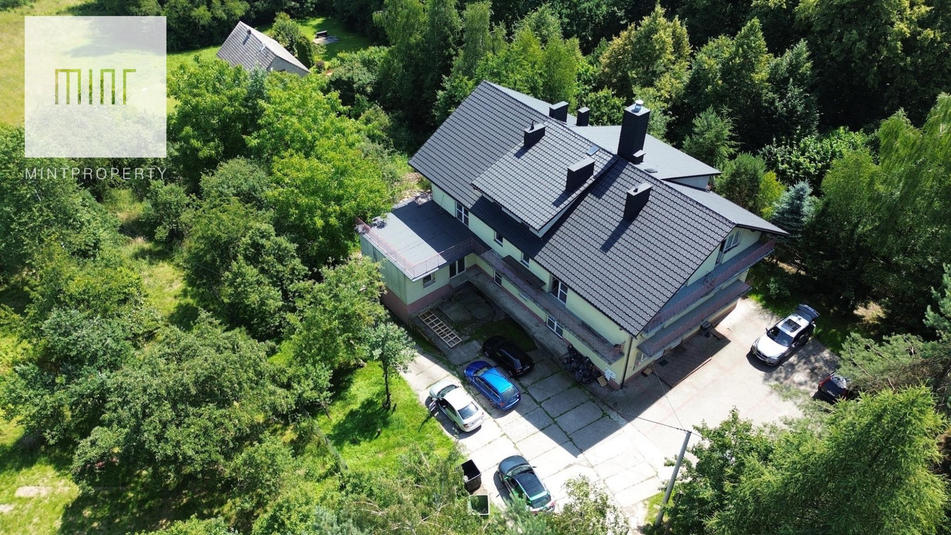 House, 760 m², land 1692 m²
