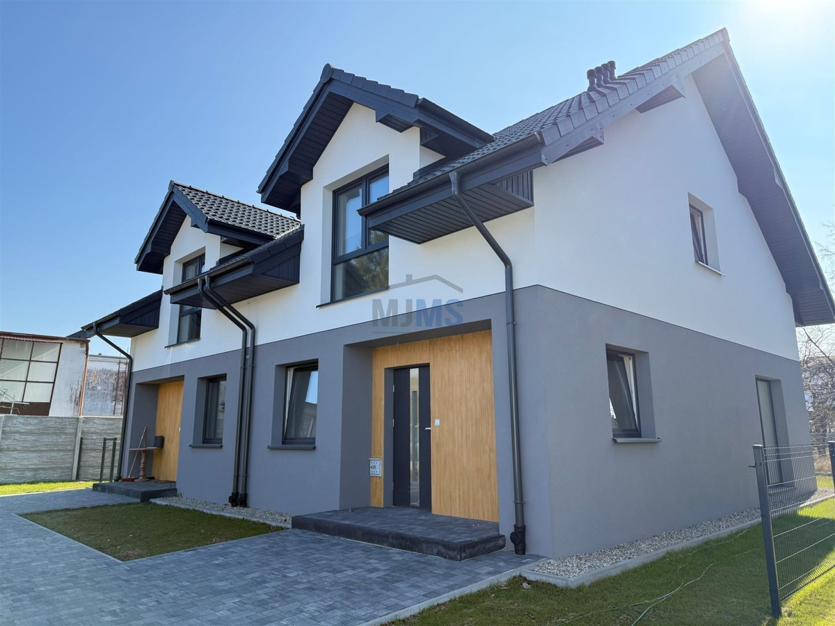 Kuća, 100 m², zemljište 189 m²