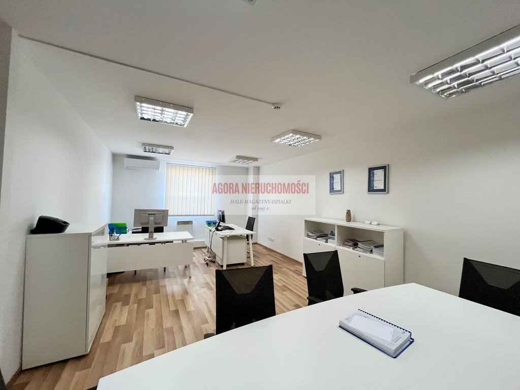 HALA MAGAZYN 1864 m² + BIURO 214 m² BALICE TIR ENG - Widok 5