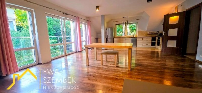 Apartament me 3 dhoma, 70 m²