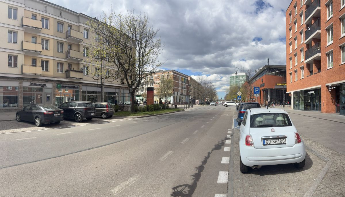 Lokal w topowej lokalizacji - Rajska/Heweliusza - Więcej