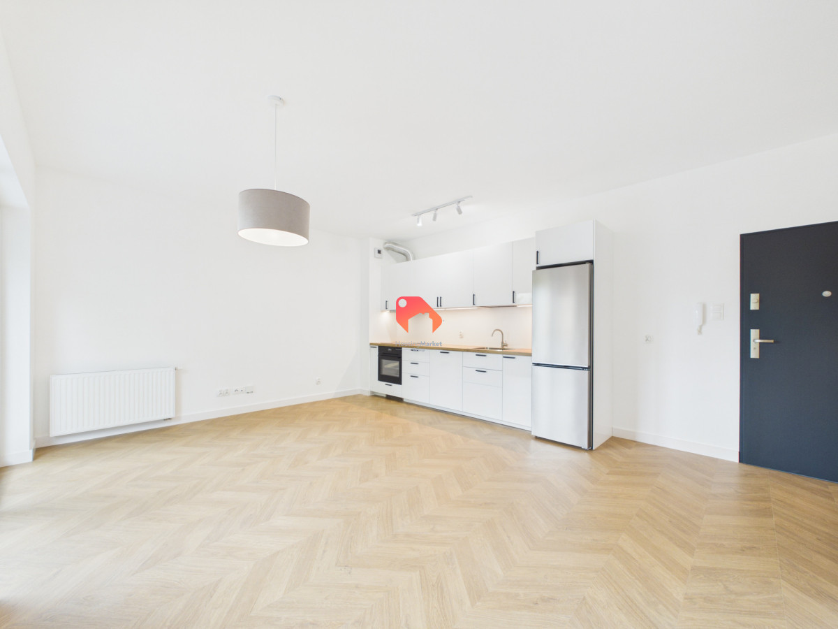 2 Pokoje | Balkon, Winda, Miejsce w hali | Centrum - Widok 3