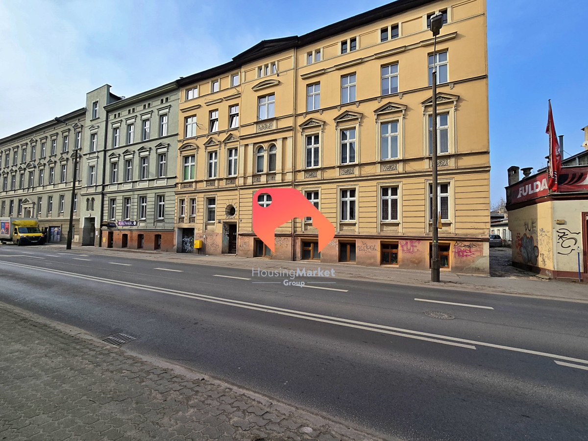 Kamienica po częściowej rewitalizacji