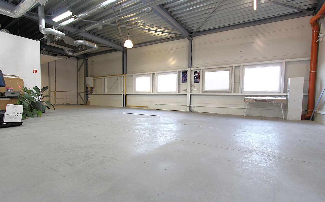 Lokal biurowo-usługowy 232 m² PODOLANY REZERWACJA - Widok 5