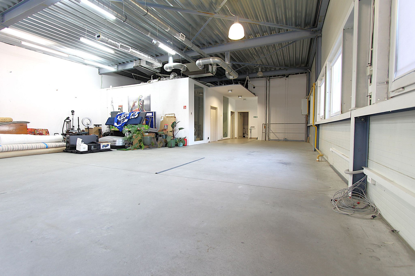 Lokal biurowo-usługowy 232 m² PODOLANY REZERWACJA - Widok 4