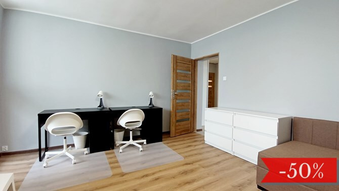 Duży pokój z balkonem, 17,2 m² – Remiszewska 20 - Widok 3