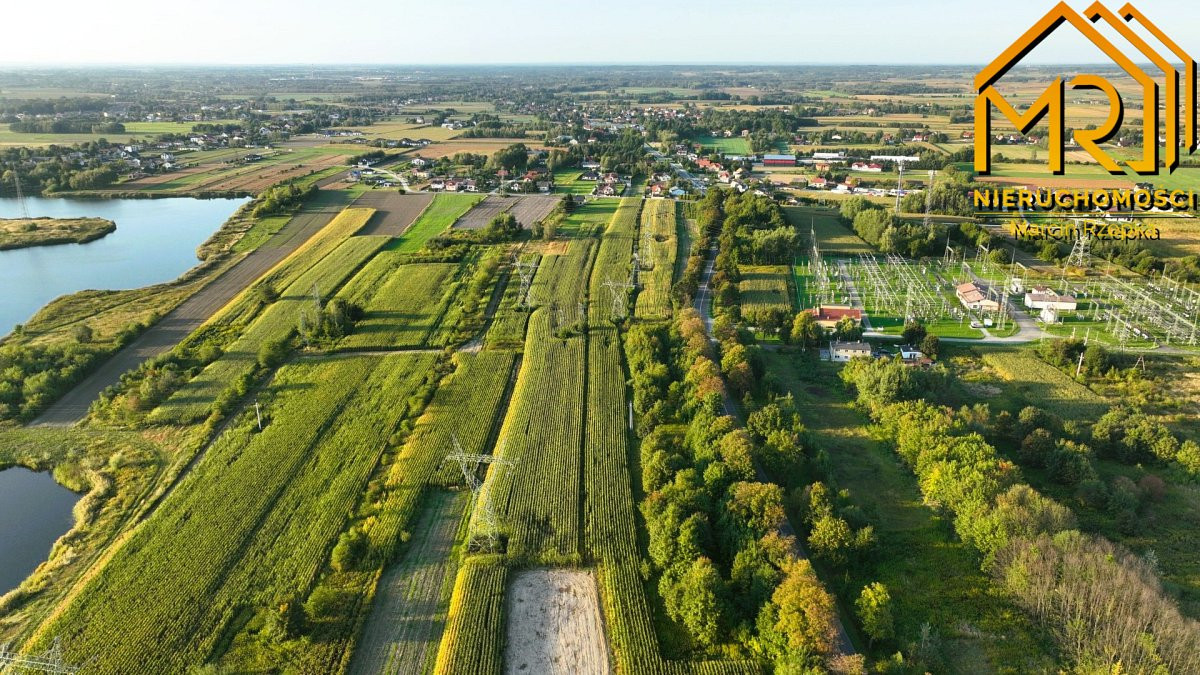 Działka rolna 0,9283 ha przy ul. Niedomickiej, Tar - Więcej