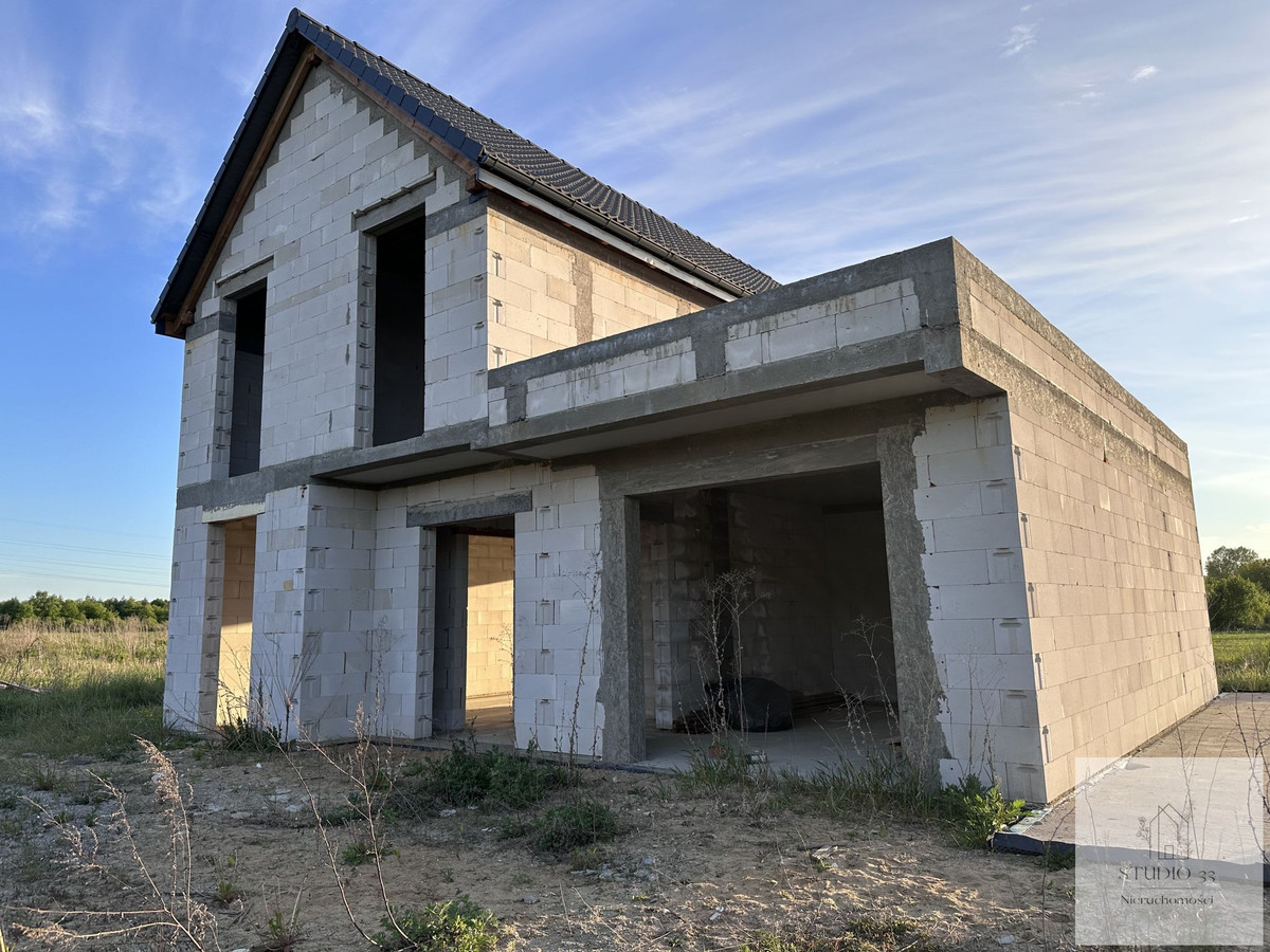 Chróstnik, dom szeregowy, 111,91,m2 sprzedam 425 000 zł