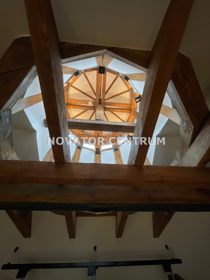 Luksusowy lokal 248 m² w prestiżowej lokalizacji - Więcej