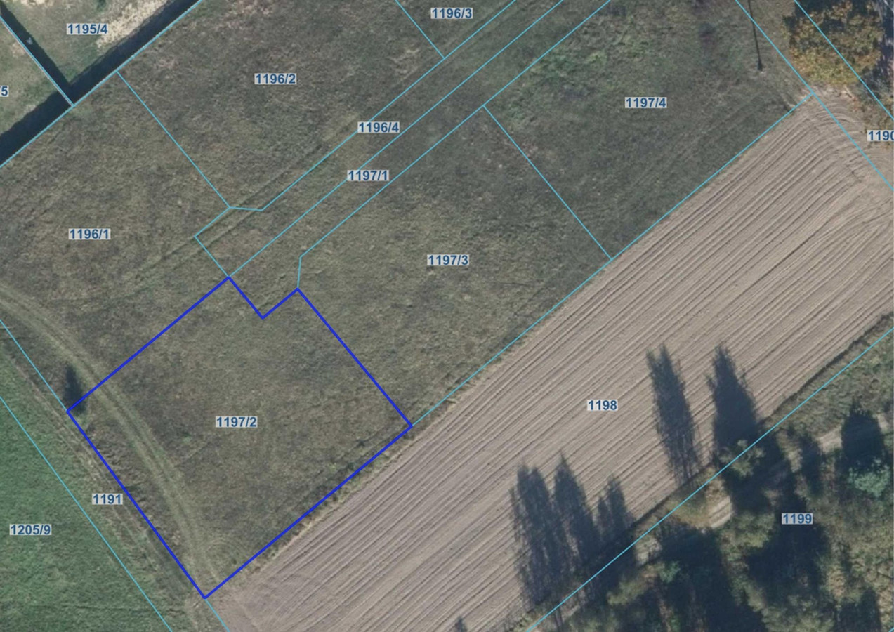 Plac, 1014 m²