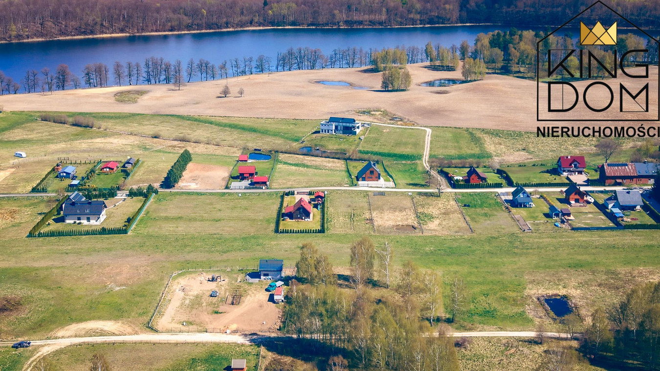 Atrakcyjna działka letniskowa nad jeziorem - Widok 4