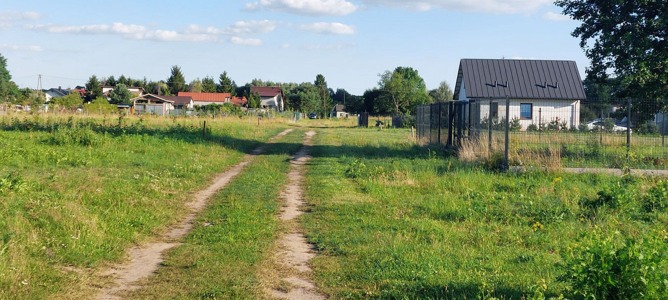 Urocza działka w zielonym zakątku pod Leoncinem - Widok 5