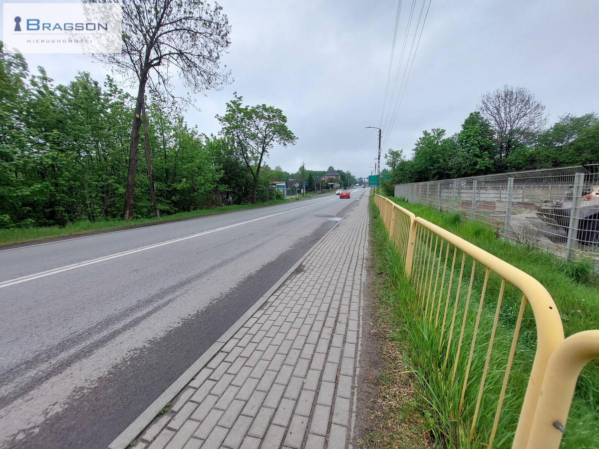 Duży teren do wynajęcia przy głównym skrzyżowaniu, obwodnicy i DK 78 - Więcej