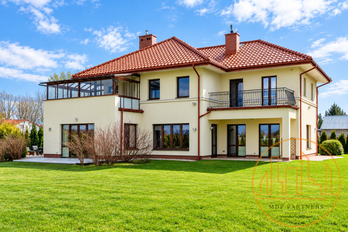Willa z potencjałem biznesowym | Działka 2200 m² |