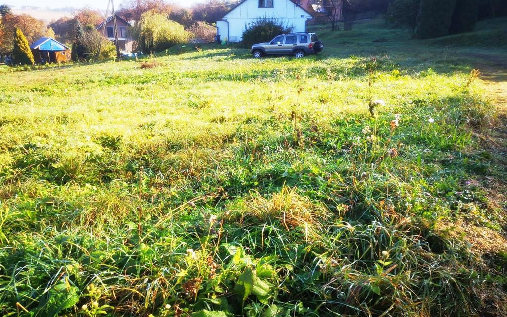 Słoneczna działka budowlana 9 ar Rzeszotary - Widok 2