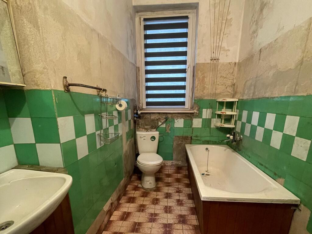 Apartment in Bytom, Śródmieście - Widok 4