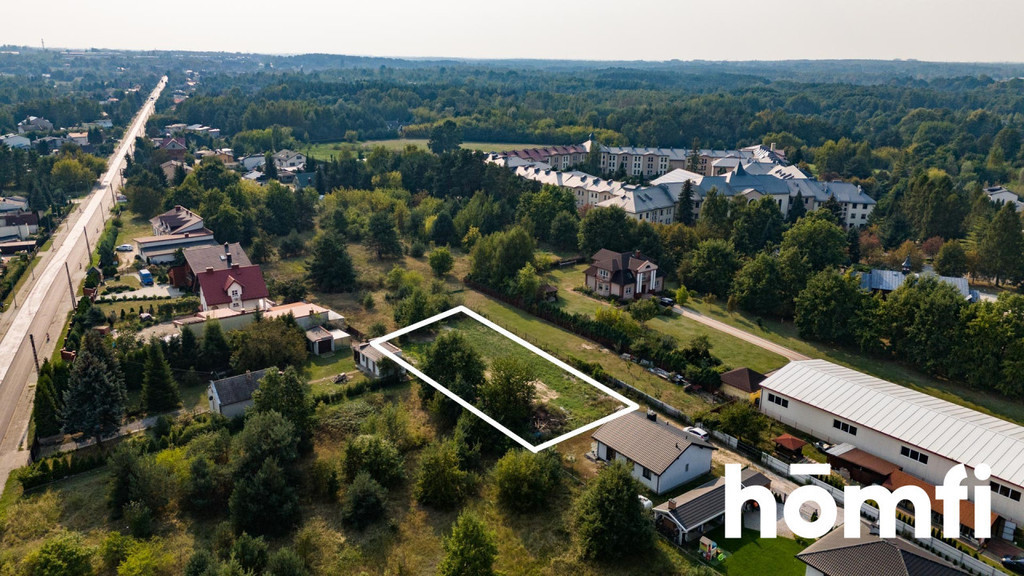 Działka 1175 m² z fundamentami na dom 325 m² - Widok 3