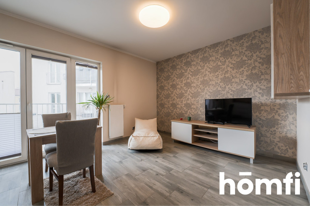 Komfortowa kawalerka w centrum w bloku z siłownią - Widok 4