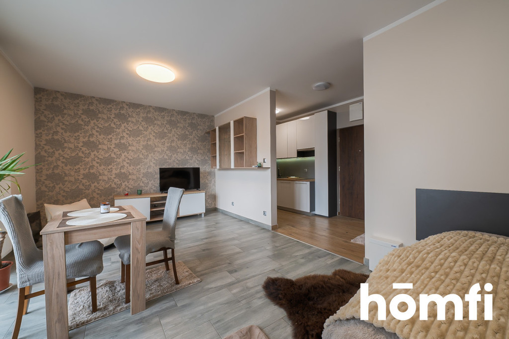 Komfortowa kawalerka w centrum w bloku z siłownią - Widok 6