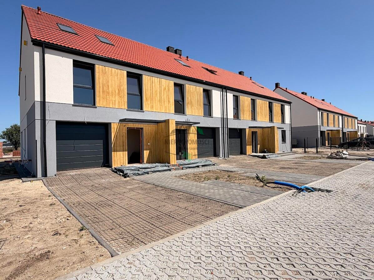 114m2+28m2 poddasza, salon od południa, działka narożna