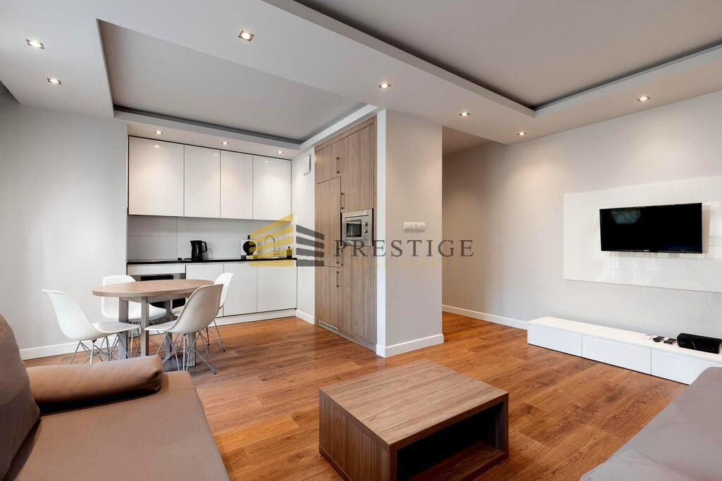 2-кімнатна квартира, 72 m²