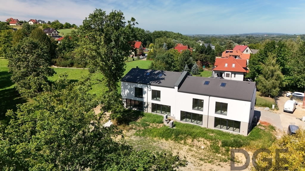Dom – Świątniki Górne, Wrząsowice - Widok 3