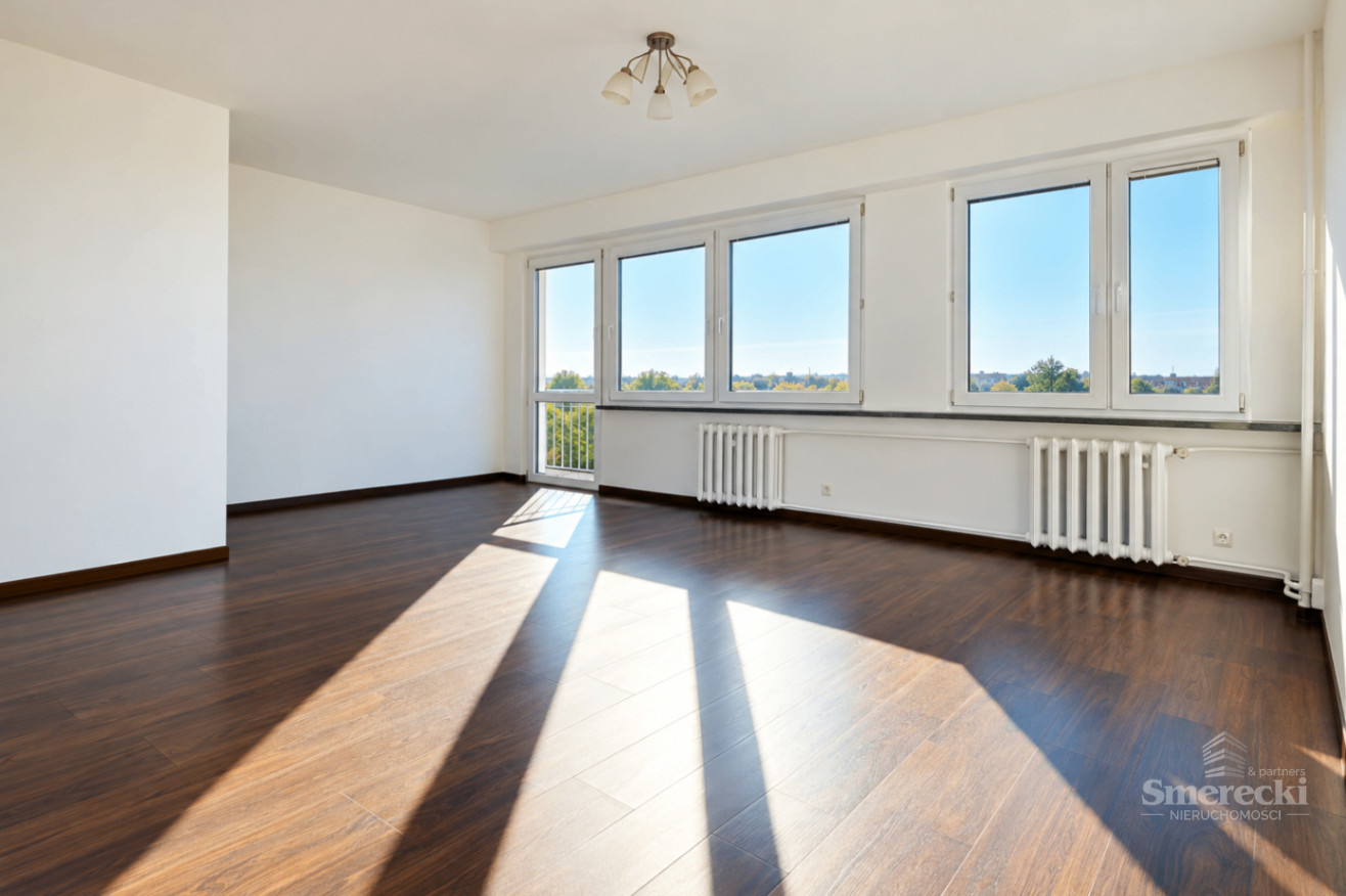 73 m² przestrzeni z widokiem na zieleń | 3/4 pokoj